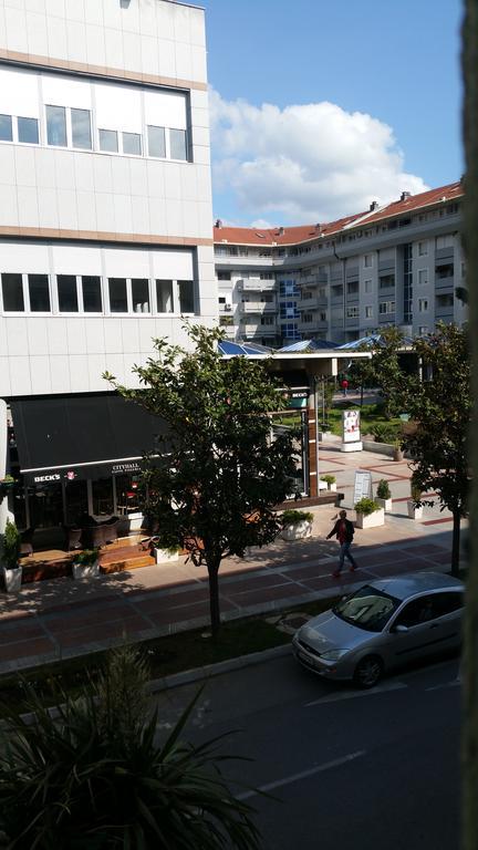 Apartment S&T Tivat Exteriör bild